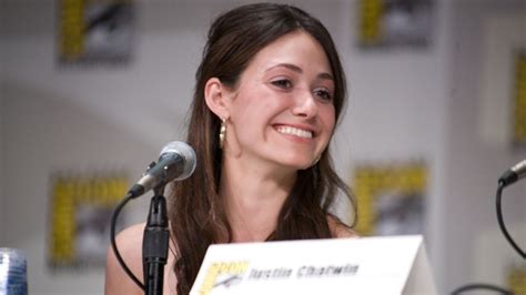 are the sex scenes real in shameless|Shameless Star Emmy Rossum So Tired of Nude。